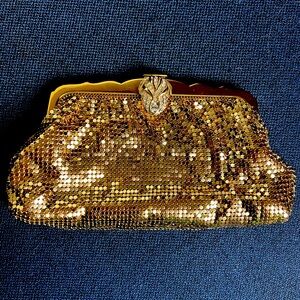 Vintage Whiting & Davis Gold Chain Mesh Rhinestone Clutch 1940s ~ pocket mirror